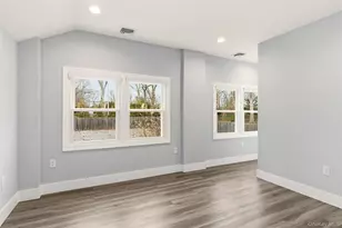 60 Frowein Rd, Center Moriches, NY 11934 - Photo 14