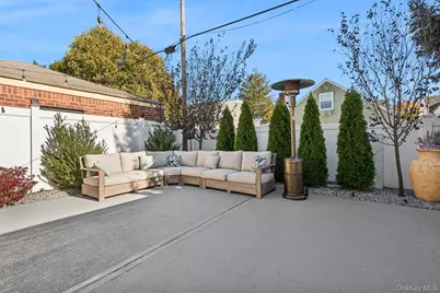 139 Gibson Boulevard, Valley Stream, NY 11581 - Photo 26