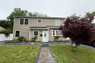 803 Bayview Ave, Amityville, NY 11701 - Photo 2