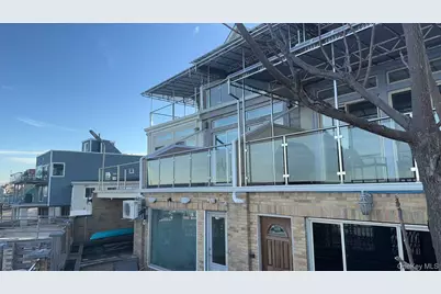 820 Dean Avenue, Bronx, NY 10465 - Photo 10