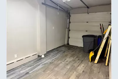 820 Dean Avenue, Bronx, NY 10465 - Photo 12