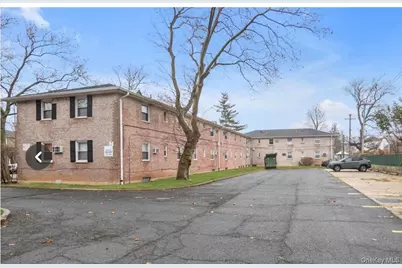 82-34 Langdale Street #142A, Floral Park, NY 11040 - Photo 4