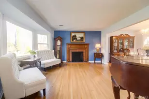 4 Conscience Bay Rd, Setauket, NY 11733 - Photo 4