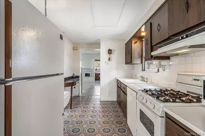 145-06 33rd Avenue, Flushing, NY 11354 - Photo 18