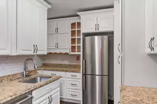 245 Rumsey Rd, Yonkers, NY 10701 - Photo 6