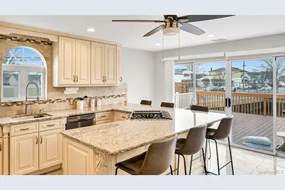 3 Marjorie Lane, East Rockaway, NY 11518 - Photo 12