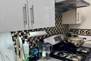 63-84 Saunders St, Rego Park, NY 11374 - Photo 10