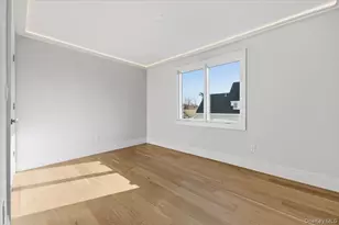 132 Park St, Woodmere, NY 11598 - Photo 30