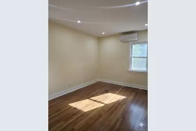 3228 Utopia Parkway, Flushing, NY 11358 - Photo 16