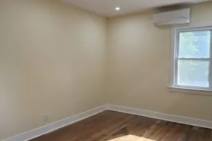 32-28 Utopia Pkwy, Flushing, NY 11358 - Photo 16