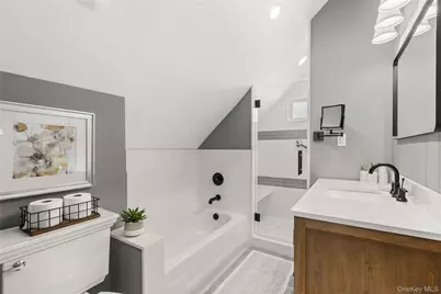 20 Namkee Lane, Blue Point, NY 11715 - Photo 14