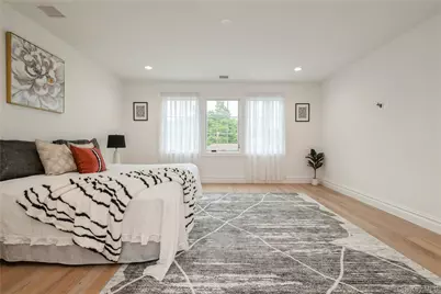 52 Cortland Avenue, Hicksville, NY 11801 - Photo 14