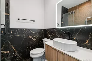 52 Cortland Ave, Hicksville, NY 11801 - Photo 26