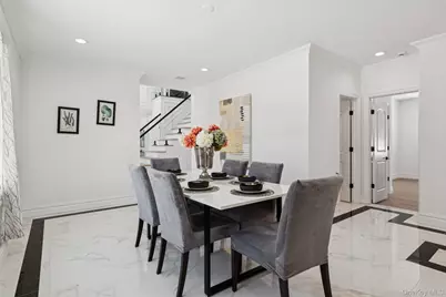 52 Cortland Avenue, Hicksville, NY 11801 - Photo 16