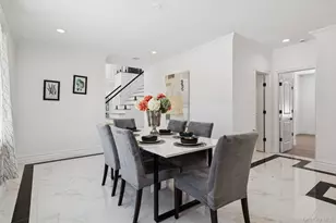 52 Cortland Ave, Hicksville, NY 11801 - Photo 16