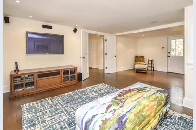 290 8th Avenue, Sea Cliff, NY 11579 - Photo 28