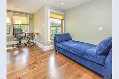 290 8th Avenue, Sea Cliff, NY 11579 - Photo 32