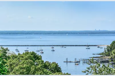 290 8th Avenue, Sea Cliff, NY 11579 - Photo 4
