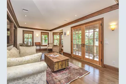 290 8th Avenue, Sea Cliff, NY 11579 - Photo 8