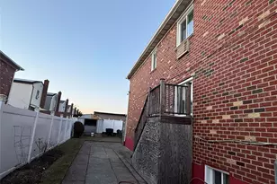 16807 144th Dr, Springfield Gardens, NY 11434 - Photo 36