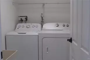 367 Columbus Pkwy, East Williston, NY 11501 - Photo 16