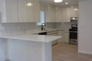 367 Columbus Pkwy, East Williston, NY 11501 - Photo 4