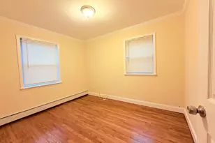 35 N 16th St, Wheatley Heights, NY 11798 - Photo 12