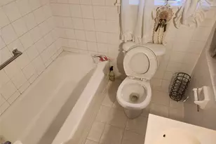 53 Riverside Dr, Riverhead, NY 11901 - Photo 8