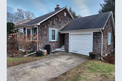 53 Riverside Drive, Riverhead, NY 11901 - Photo 2