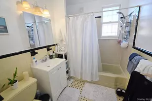 35-03 24th Ave, Astoria, NY 11103 - Photo 4