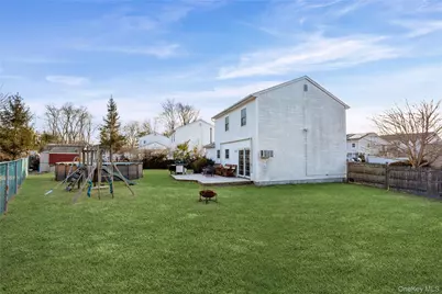 1191 E 3rd Avenue, Bay Shore, NY 11706 - Photo 28