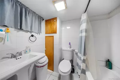 9210 93rd Avenue, Woodhaven, NY 11421 - Photo 20