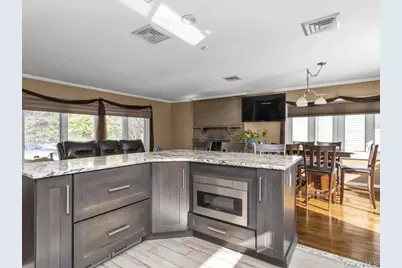 1360 Wilson Road, East Meadow, NY 11554 - Photo 8