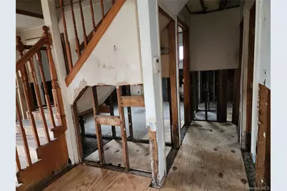 33 Parkway Boulevard, Wyandanch, NY 11798 - Photo 14