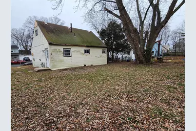 33 Parkway Boulevard, Wyandanch, NY 11798 - Photo 6