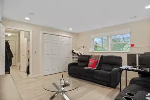 38 Kathwood Rd, White Plains, NY 10607 - Photo 34