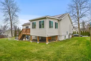 38 Kathwood Rd, White Plains, NY 10607 - Photo 42