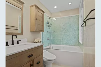 38 Kathwood Road, White Plains, NY 10607 - Photo 30