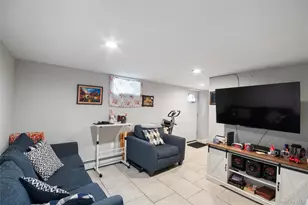 505 Madison Ave, Brentwood, NY 11717 - Photo 16