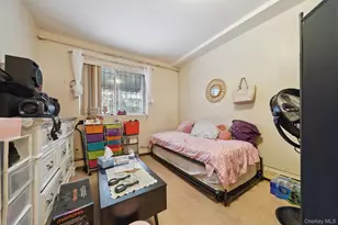 831 E 221st St, Bronx, NY 10467 - Photo 8