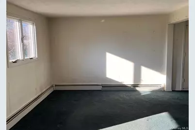 18 Lark Drive, Centereach, NY 11720 - Photo 4