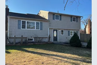 18 Lark Drive, Centereach, NY 11720 - Photo 2