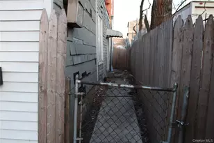 85-01 127th St, Jamaica, NY 11415 - Photo 2