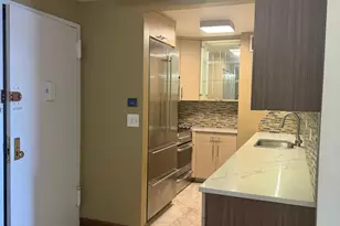 152-18 Union Tpke, Kew Gardens, NY 11367 - Photo 2