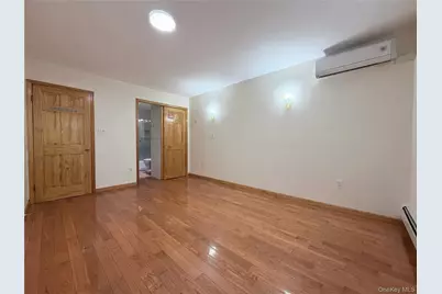 152-12 Peck Avenue, Flushing, NY 11355 - Photo 4