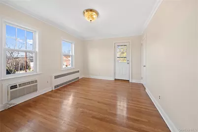 180 Kneeland Avenue, Yonkers, NY 10705 - Photo 28