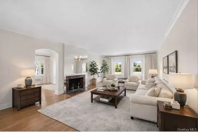 180 Kneeland Avenue, Yonkers, NY 10705 - Photo 8