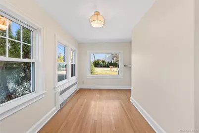 180 Kneeland Avenue, Yonkers, NY 10705 - Photo 12