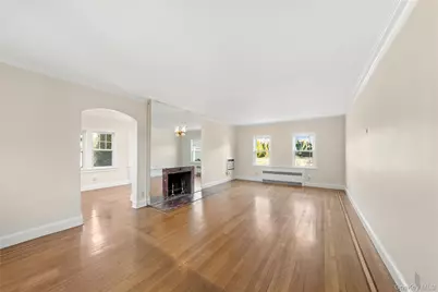 180 Kneeland Avenue, Yonkers, NY 10705 - Photo 10