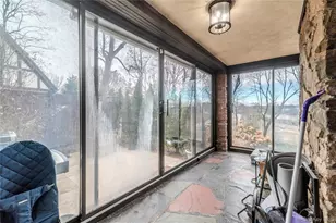 15 Sinclair Martin Dr, Roslyn, NY 11576 - Photo 12